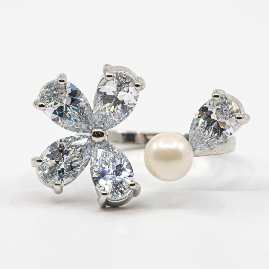 Ice Petals Pearl Ring