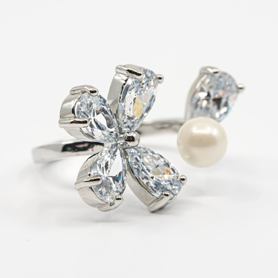 Ice Petals Pearl Ring